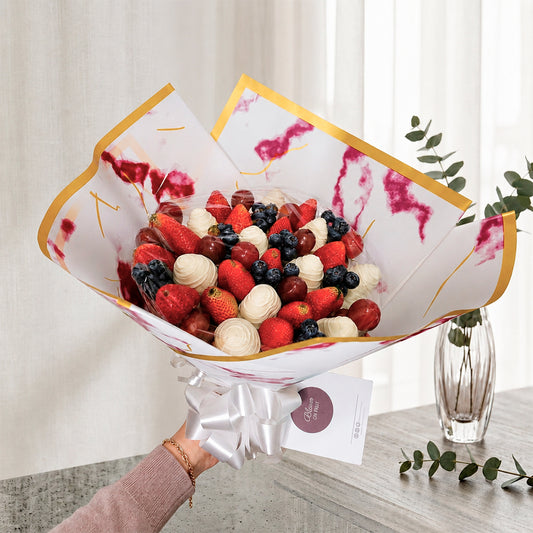 Bouquet Berry Bloom